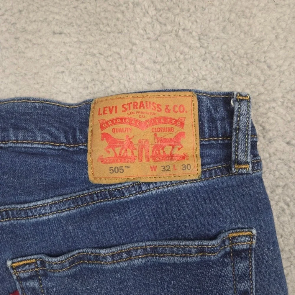 Levis 505 Straight Leg Jeans Mens 32x30 Blue Denim Mid Rise Classic Fit